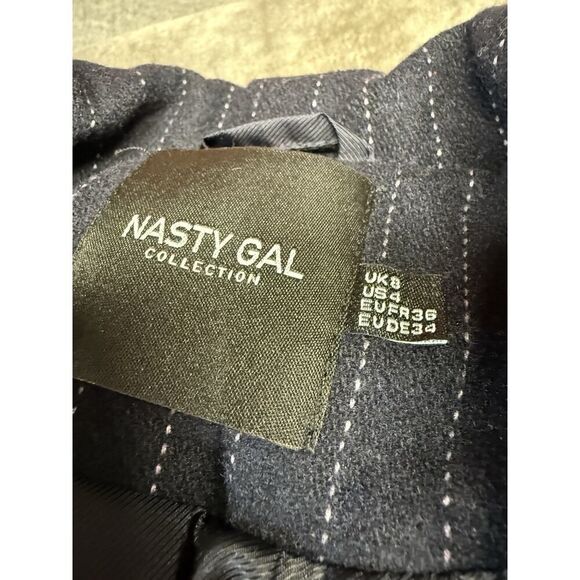 NASTY GAL Collection Pinstripe Oversized Wool Blend Navy Blazer sz 4 US - Picture 11 of 13